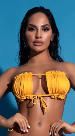 Yandy Stay Current Halter Bandeau Top -Bikini Essence Sales Store EY 4208T TOP PS12182020 EDS 526