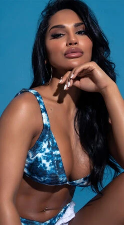 Yandy Dye Hard For Love Triangle Bikini Top -Bikini Essence Sales Store EY 4220T TOP PS12172020 EDS 079