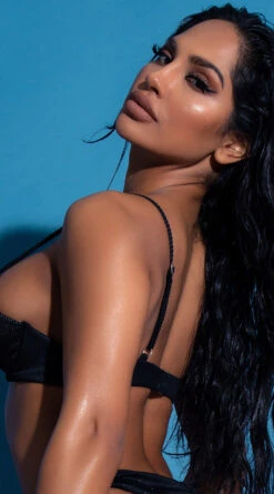 Yandy Metal Heart Bikini Top -Bikini Essence Sales Store EY 4234T TOP PS12182020 EDS 504