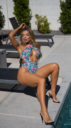 Yandy Wanderlust Reversible One Piece Swimsuit -Bikini Essence Sales Store EY 4296 ZEBRA 3 EDS YANDY 2022SWIM