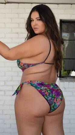 Yandy Plus Size Tropical Oasis One Piece Swimsuit -Bikini Essence Sales Store EY 4301X LEO 3 EDS YANDY 2022SWIM