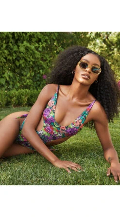 Yandy Tropical Oasis One Piece Swimsuit -Bikini Essence Sales Store EY 4301 2 EDS Yandy 2022EVERGREEN